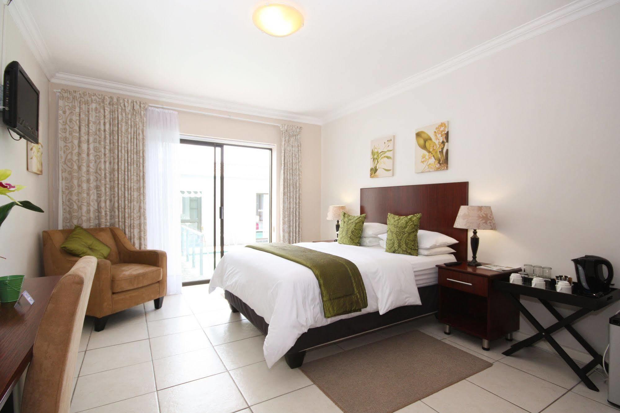 Le Blue Guesthouse Port Elizabeth Buitenkant foto